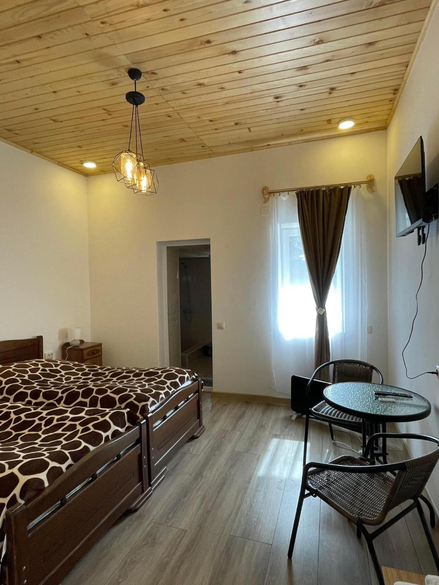 Mamuka Chartolani Guesthouse 梅斯蒂亚 外观 照片